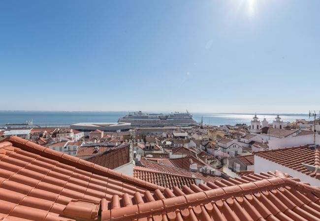  em Lisboa - Estúdio Alfama com vista rio, 99