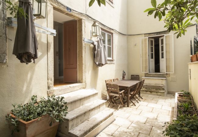 Apartamento em Lisboa - Apartamento com terraço na Baixa - TTL279 Apartamento em Lisboa - Apartamento com terraço na Baixa - TTL279