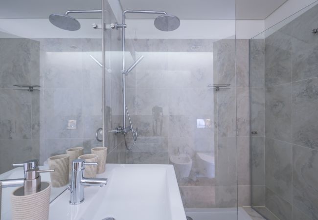 Apartamento em Lisboa - Apartamento Moderno e Central no Marquês de Pombal - TTL328 Apartamento em Lisboa - Apartamento Moderno e Central no Marquês de Pombal - TTL328