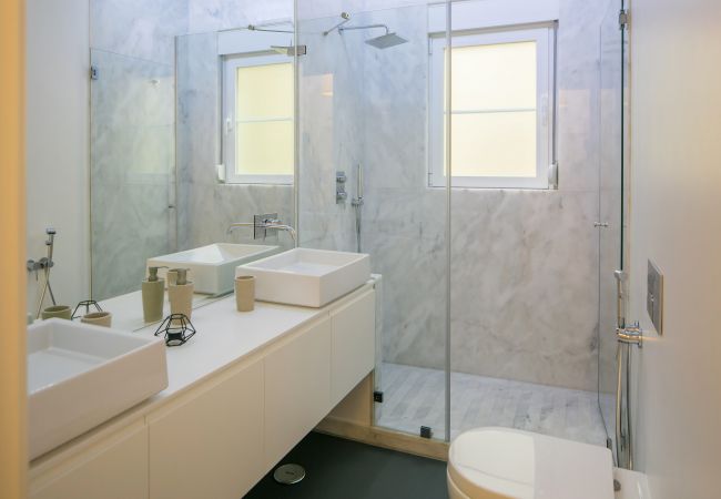 Apartamento en Lisboa - Refugio con Terraza en el Centro de Lisboa - TTL300 Apartamento en Lisboa - Refugio con Terraza en el Centro de Lisboa - TTL300