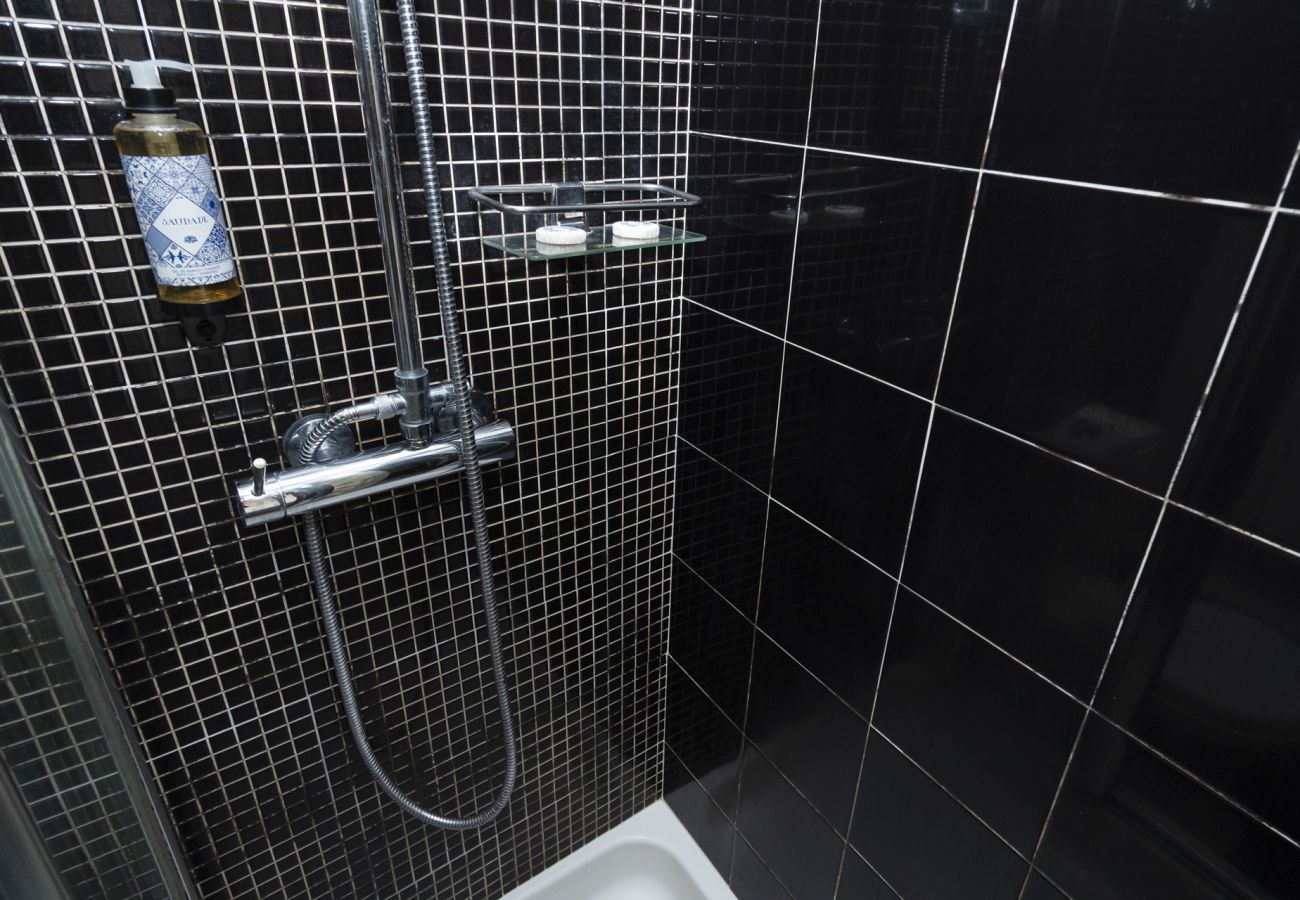 Apartamento en Lisboa ciudad - Apartamento Central en Lisboa Cerca de Príncipe Real y Avenida da Liberdade – TTL308