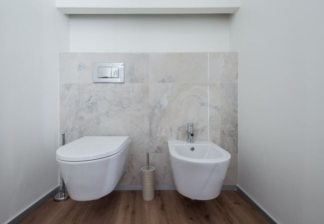 Apartamento en Lisboa - Piso dúplex con balcón en el centro de Lisboa - TTL329 Apartamento en Lisboa - Piso dúplex con balcón en el centro de Lisboa - TTL329