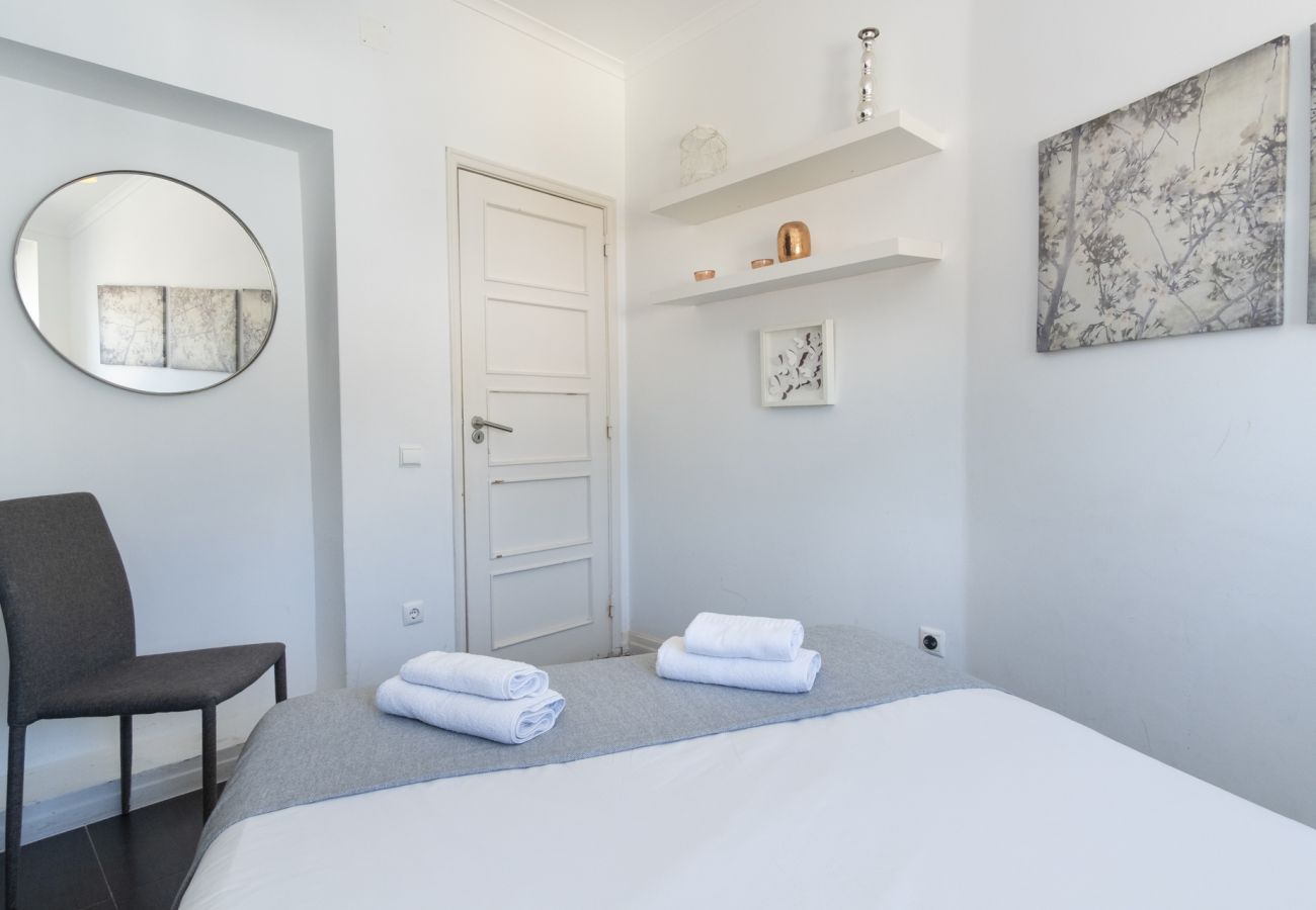 Appartement à Lisbonne - Appartement Central à Lisbonne, Proche de Príncipe Real et de l’Avenida da Liberdade – TTL308