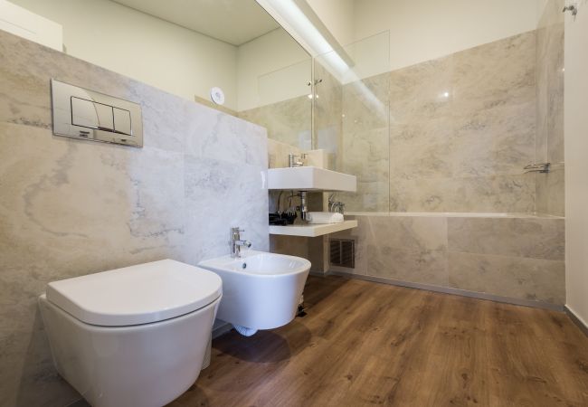 Appartement à Lisboa - Appartement duplex avec balcon dans le centre de Lisbonne - TTL329 Appartement à Lisboa - Appartement duplex avec balcon dans le centre de Lisbonne - TTL329